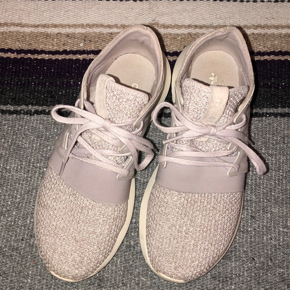 ADIDAS TUBULAR SNEAKER